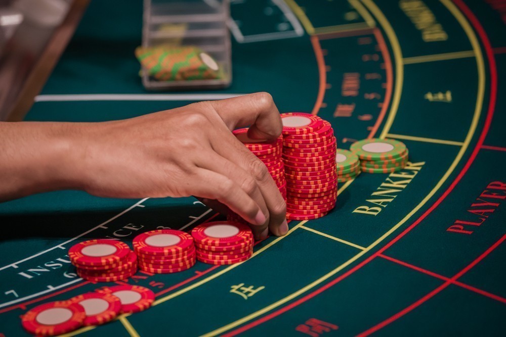 How To Beat Baccarat By Card Counting