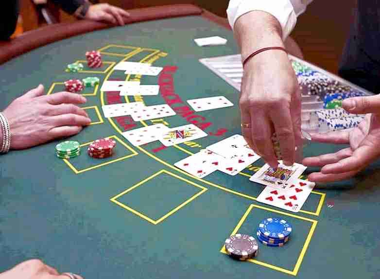 Free Online Blackjack with Other Players